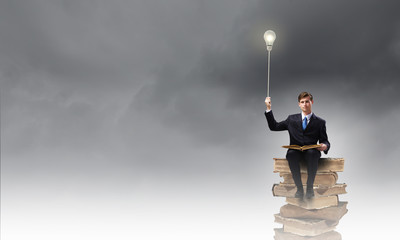 历史上与诸葛亮齐名的是谁